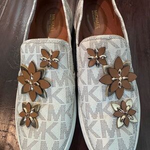 Michael Kors Cream and Brown Floral Loafers